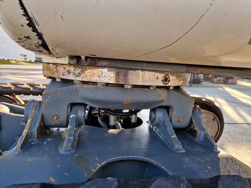 WACKER NEUSON 2404RD kan op een (berg)helling draaien - Mini excavator: Foto 4 WACKER NEUSON 2404RD kan op een (berg)helling draaien - Mini excavator: Foto 4