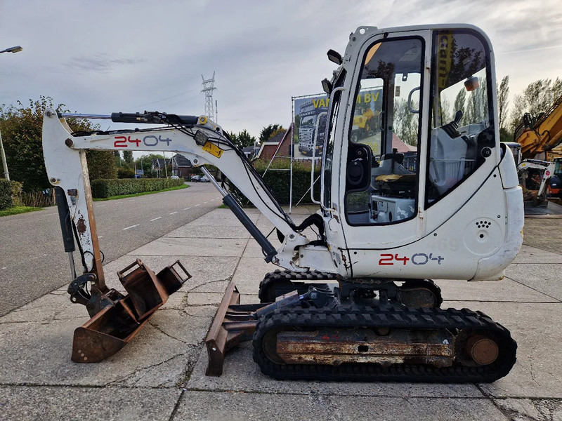 WACKER NEUSON 2404RD, kan op een berghelling draaien - Mini excavator: Foto 3 WACKER NEUSON 2404RD, kan op een berghelling draaien - Mini excavator: Foto 3