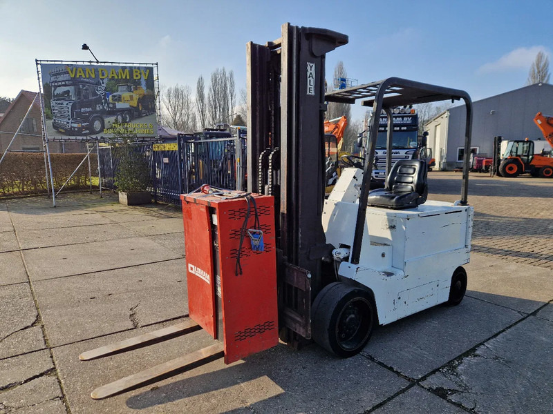 Yale 4.5 ton elektrisch triplomast - Electrostivuitor: Foto 1 Yale 4.5 ton elektrisch triplomast - Electrostivuitor: Foto 1