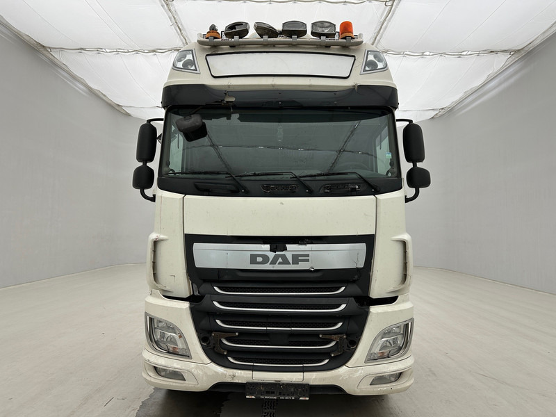 DAF XF 460 Super Space Cab - Cap tractor: Foto 2 DAF XF 460 Super Space Cab - Cap tractor: Foto 2