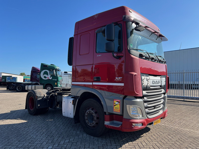 DAF XF106.440 Space Cab - Cap tractor: Foto 3 DAF XF106.440 Space Cab - Cap tractor: Foto 3