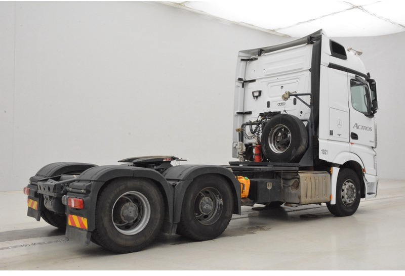 Mercedes-Benz Actros 2645 - 6x4 "NON-EU"* - Cap tractor: Foto 5 Mercedes-Benz Actros 2645 - 6x4 "NON-EU"* - Cap tractor: Foto 5