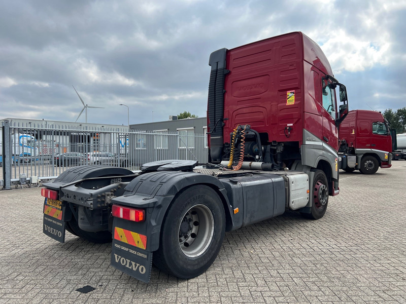 Volvo FH 420 Globetrotter - ADR - Cap tractor: Foto 5 Volvo FH 420 Globetrotter - ADR - Cap tractor: Foto 5