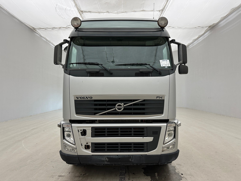 Volvo FH 500 Globetrotter - Cap tractor: Foto 2 Volvo FH 500 Globetrotter - Cap tractor: Foto 2