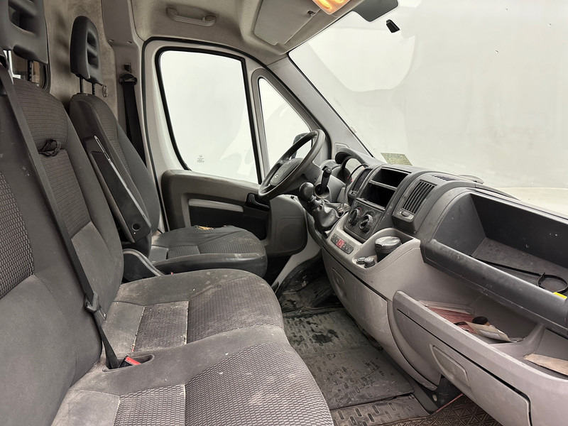 Citroën Jumper 2.2 HDI - Dubă: Foto 4 Citroën Jumper 2.2 HDI - Dubă: Foto 4