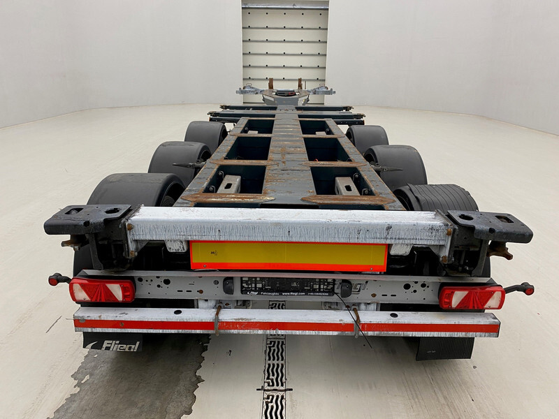 Fliegl Polyvalent skelet 2 x 20-30-40-45 ft - Semiremorcă transport containere/ Swap body: Foto 5 Fliegl Polyvalent skelet 2 x 20-30-40-45 ft - Semiremorcă transport containere/ Swap body: Foto 5