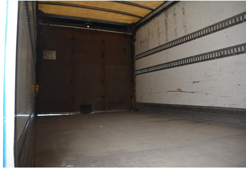 Iveco Eurocargo 120E18* - Camion furgon: Foto 5 Iveco Eurocargo 120E18* - Camion furgon: Foto 5