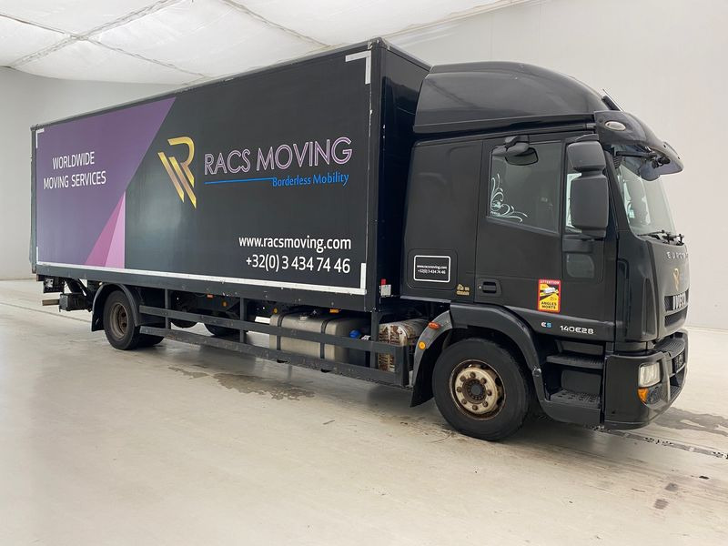 Iveco Eurocargo 140E28* - Camion furgon: Foto 3 Iveco Eurocargo 140E28* - Camion furgon: Foto 3