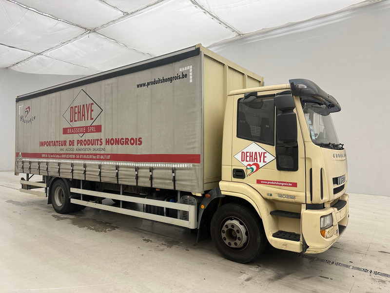 Iveco Eurocargo 150E25 - Camion cu prelată: Foto 3 Iveco Eurocargo 150E25 - Camion cu prelată: Foto 3
