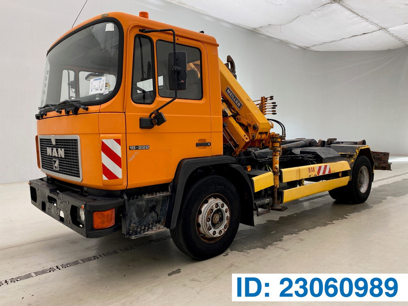 MAN 18.222* - Camion cu cârlig, Camion cu macara: Foto 1 MAN 18.222* - Camion cu cârlig, Camion cu macara: Foto 1