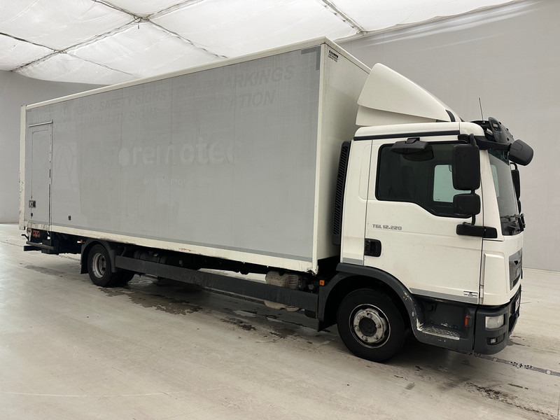 MAN TGL 12.220 - Camion furgon: Foto 3 MAN TGL 12.220 - Camion furgon: Foto 3