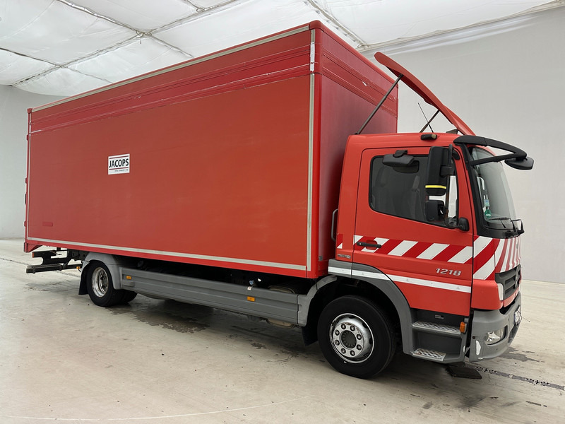 Mercedes-Benz Atego 1218 - Camion furgon: Foto 3 Mercedes-Benz Atego 1218 - Camion furgon: Foto 3