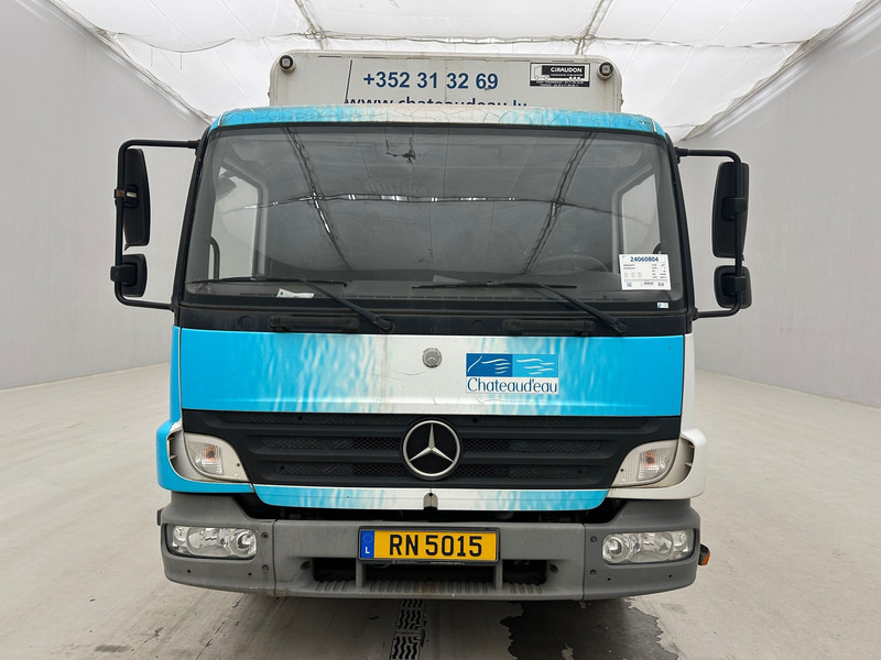 Mercedes-Benz Atego 916 - Camion furgon: Foto 2 Mercedes-Benz Atego 916 - Camion furgon: Foto 2