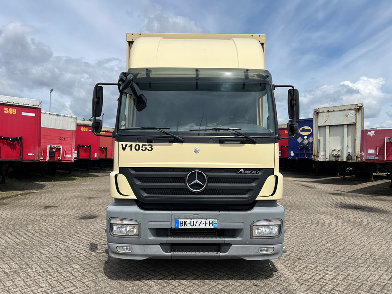 Mercedes-Benz Axor 1828 - Camion cu prelată: Foto 2 Mercedes-Benz Axor 1828 - Camion cu prelată: Foto 2