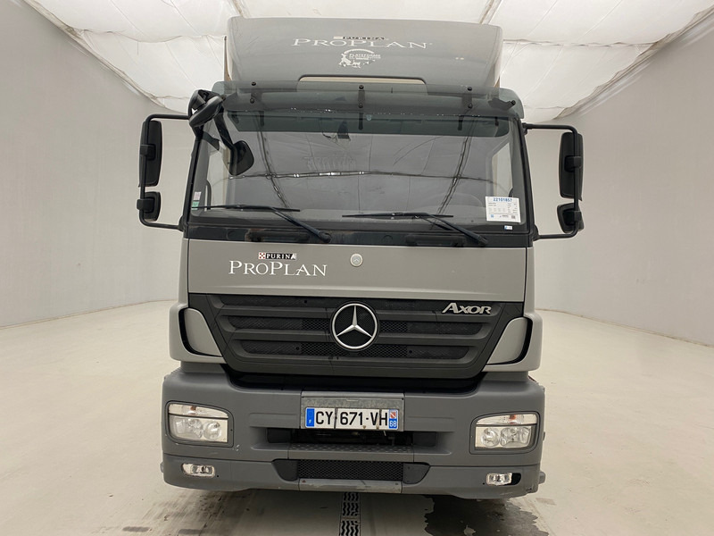 Mercedes-Benz Axor 1833 - Camion furgon: Foto 2 Mercedes-Benz Axor 1833 - Camion furgon: Foto 2