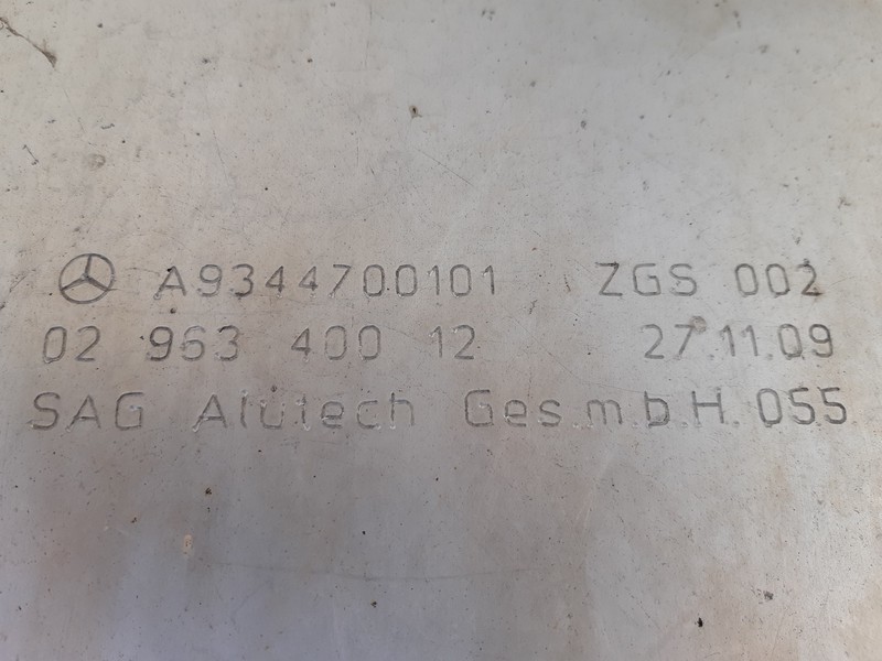 Mercedes-Benz Mazouttank actros A9344700101 - Rezervor combustibil: Foto 5 Mercedes-Benz Mazouttank actros A9344700101 - Rezervor combustibil: Foto 5