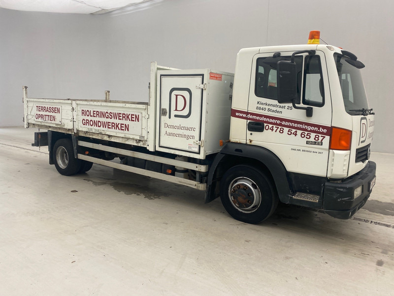 Nissan Atleon 120.25 - Camion basculantă: Foto 3 Nissan Atleon 120.25 - Camion basculantă: Foto 3