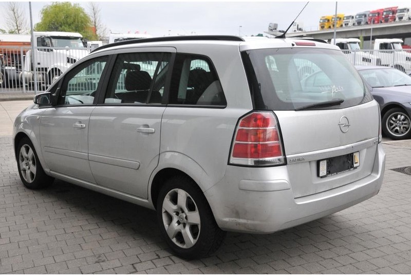 Opel Zafira - Automobil: Foto 4 Opel Zafira - Automobil: Foto 4