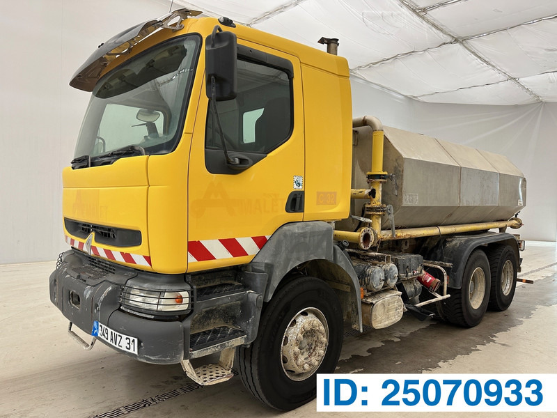 Renault Kerax 320 DCi - 6x4 - Camion cisternă: Foto 1 Renault Kerax 320 DCi - 6x4 - Camion cisternă: Foto 1