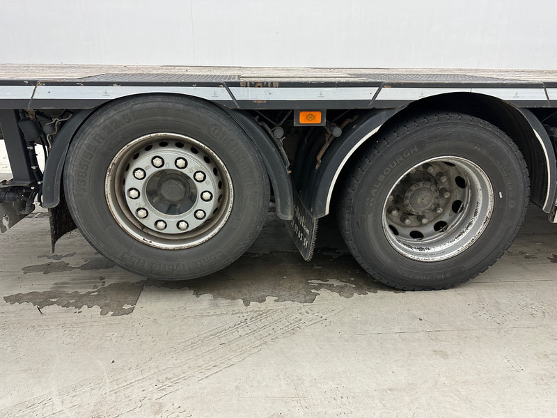 Volvo FH500 Globetrotter 6x2 - Camion platformă: Foto 4 Volvo FH500 Globetrotter 6x2 - Camion platformă: Foto 4