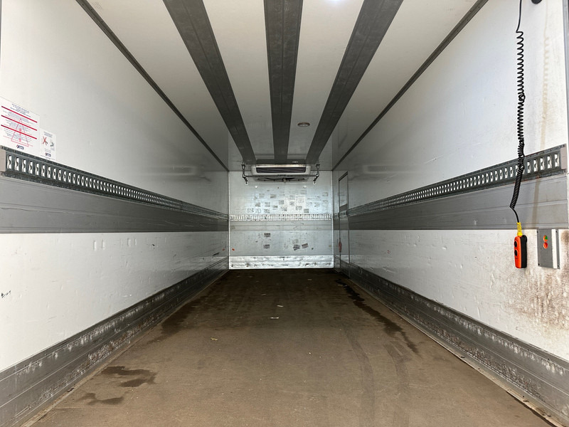 Volvo FL 210* - Camion frigider: Foto 5 Volvo FL 210* - Camion frigider: Foto 5