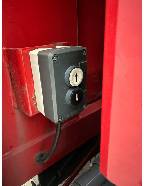 Volvo FL 220 - Camion cu prelată: Foto 5 Volvo FL 220 - Camion cu prelată: Foto 5