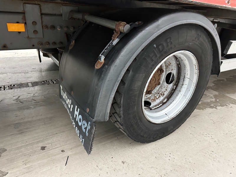 Volvo FL 220 - Camion furgon: Foto 4 Volvo FL 220 - Camion furgon: Foto 4