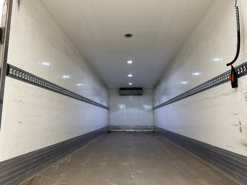 Volvo FL 250 - Camion frigider: Foto 5 Volvo FL 250 - Camion frigider: Foto 5