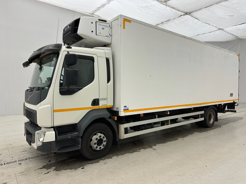 Volvo FL 250 - Camion frigider: Foto 1 Volvo FL 250 - Camion frigider: Foto 1