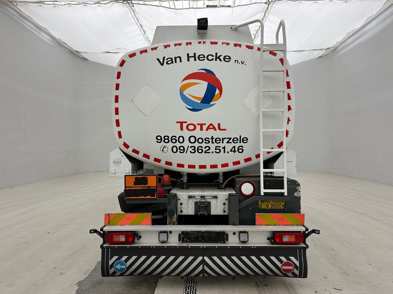 Volvo FM 300 - 6x2 - Camion cisternă: Foto 5 Volvo FM 300 - 6x2 - Camion cisternă: Foto 5