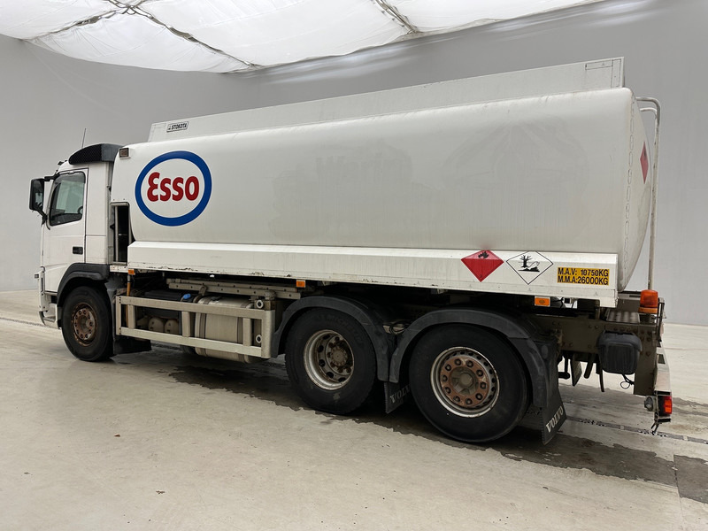 Camion cisternă Volvo FM 380 - 6x2: Foto 6 Camion cisternă Volvo FM 380 - 6x2: Foto 6