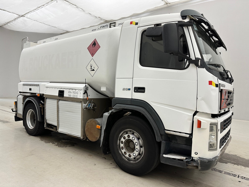 Volvo FM9.260 - Camion cisternă: Foto 3 Volvo FM9.260 - Camion cisternă: Foto 3
