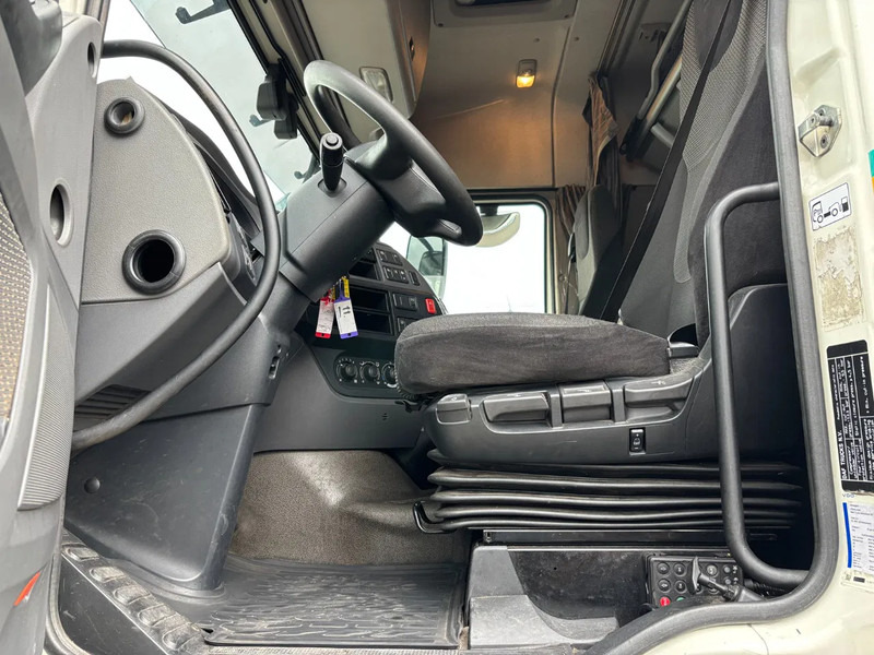 DAF XF 460 Spacecab Euro 6 - Cap tractor: Foto 5 DAF XF 460 Spacecab Euro 6 - Cap tractor: Foto 5