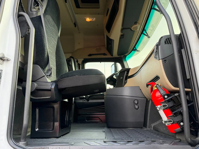 Cap tractor Mercedes-Benz Actros 1848 Big space Retarder Euro 6: Foto 6