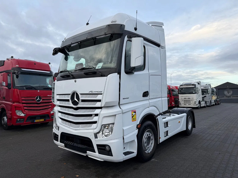 Mercedes-Benz Actros 1848 Big space Retarder Euro 6 - Cap tractor: Foto 1 Mercedes-Benz Actros 1848 Big space Retarder Euro 6 - Cap tractor: Foto 1