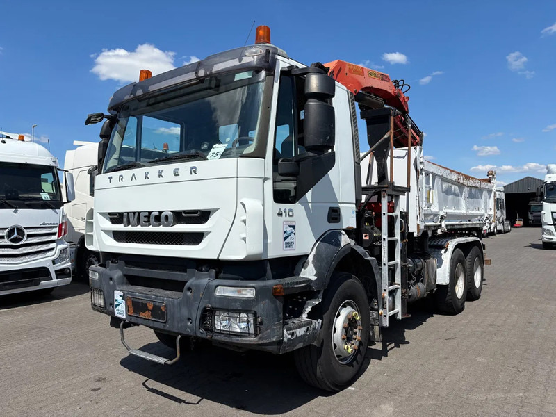Iveco Trakker 410 6X4 Manual Gearbox 2 Way Tipper + Palfinger PK15500 - Camion basculantă, Camion cu macara: Foto 5 Iveco Trakker 410 6X4 Manual Gearbox 2 Way Tipper + Palfinger PK15500 - Camion basculantă, Camion cu macara: Foto 5