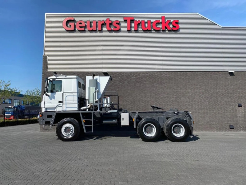 Mercedes-Benz TITAN 5560 Z52-600 F TITAN 5560 Z52-600 F 6X6 HEAVY-DUTY TRUCK - Cap tractor: Foto 1 Mercedes-Benz TITAN 5560 Z52-600 F TITAN 5560 Z52-600 F 6X6 HEAVY-DUTY TRUCK - Cap tractor: Foto 1