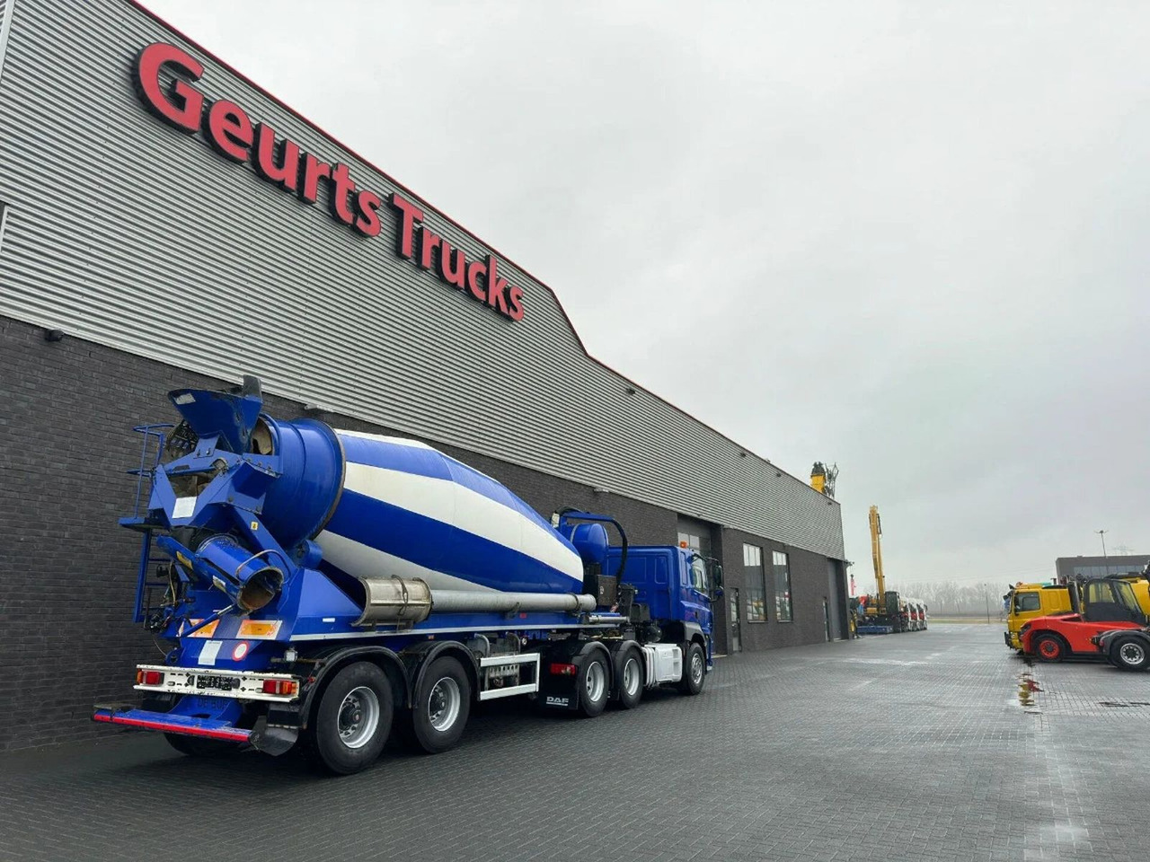 DAF CF 510 6X4 + DE BUF ST2 2-ASSIGE 10M3 CONCRETE M - Autobetonieră: Foto 5 DAF CF 510 6X4 + DE BUF ST2 2-ASSIGE 10M3 CONCRETE M - Autobetonieră: Foto 5