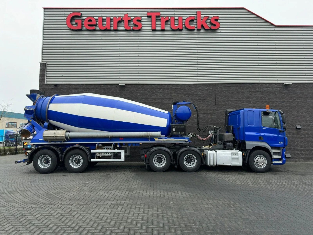 DAF CF 510 6X4 + DE BUF ST2 2-ASSIGE 10M3 CONCRETE M - Autobetonieră: Foto 4 DAF CF 510 6X4 + DE BUF ST2 2-ASSIGE 10M3 CONCRETE M - Autobetonieră: Foto 4