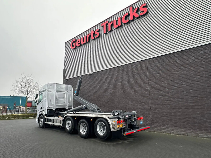 DAF XF 530 8X2 TRIPLE VDL S-30-6700 HAAKARMSYSTEEM/ABROLLKIPPER/HOOKLIFT/NIEUW/NEW - Camion cu cârlig: Foto 3 DAF XF 530 8X2 TRIPLE VDL S-30-6700 HAAKARMSYSTEEM/ABROLLKIPPER/HOOKLIFT/NIEUW/NEW - Camion cu cârlig: Foto 3