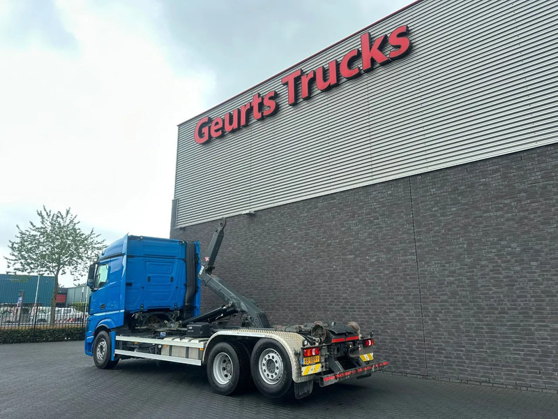 Mercedes-Benz Actros 2545 6X2 MET HIAB MULTILIFT XR21S61 HAAKARMSYSTEEM / ABROLLKIPPER / HOOKLIFT - Camion cu cârlig: Foto 3 Mercedes-Benz Actros 2545 6X2 MET HIAB MULTILIFT XR21S61 HAAKARMSYSTEEM / ABROLLKIPPER / HOOKLIFT - Camion cu cârlig: Foto 3
