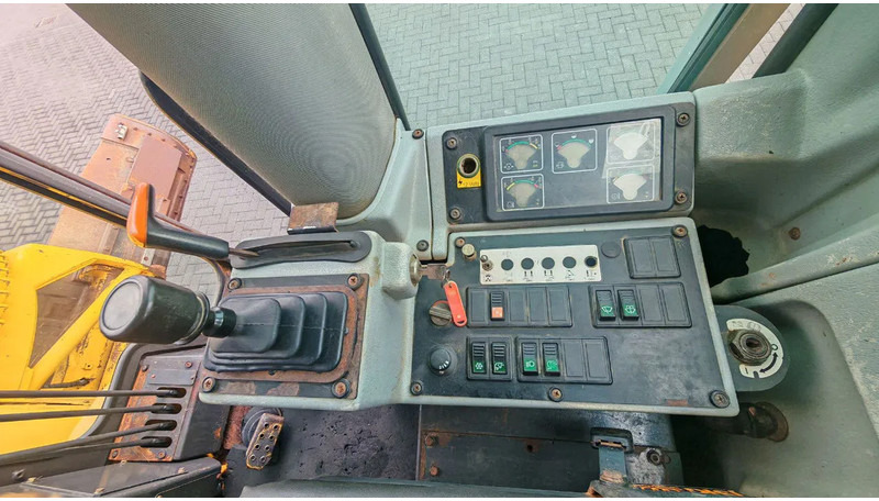 Autogreder New Holland RG 200 B MOTORGRADER + RIPPER FROM 2012 HOURS 4237: Foto 11 Autogreder New Holland RG 200 B MOTORGRADER + RIPPER FROM 2012 HOURS 4237: Foto 11