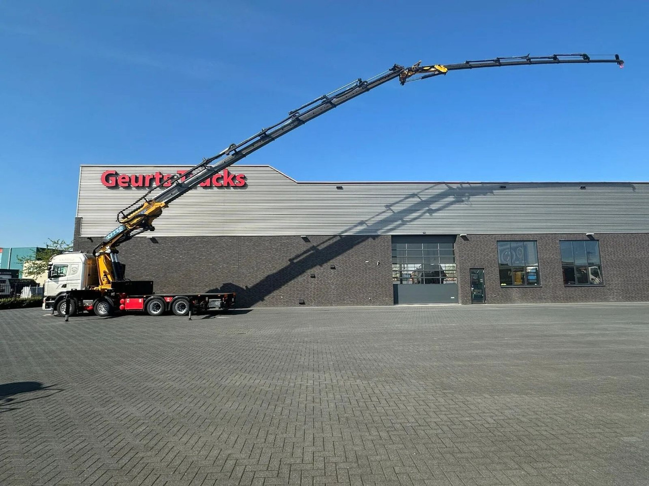Scania G450 8X4 + EFFER 1255/8S + JIB 6S HD KRAAN/KRAN/ - Camion cu macara: Foto 1 Scania G450 8X4 + EFFER 1255/8S + JIB 6S HD KRAAN/KRAN/ - Camion cu macara: Foto 1