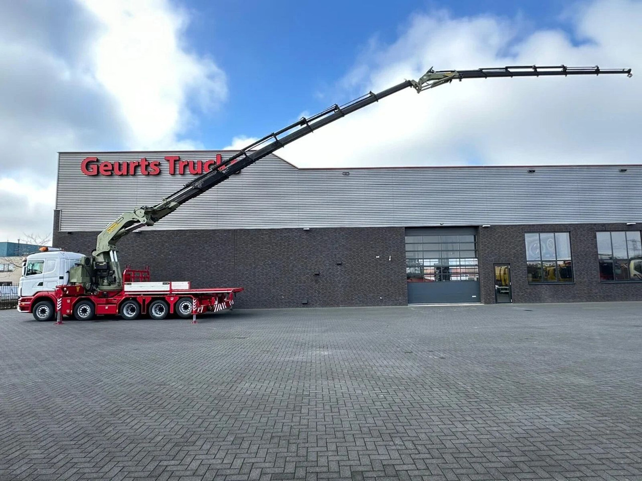 Scania R480 10X4 TREKKER-BAKWAGEN COMBI + PALFINGER PK - Camion cu macara: Foto 1 Scania R480 10X4 TREKKER-BAKWAGEN COMBI + PALFINGER PK - Camion cu macara: Foto 1