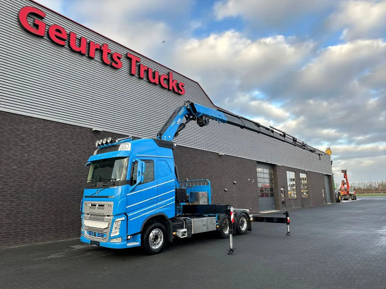 Volvo FH 540 6X4 + FASSI F545RA.2.28 KRAAN/KRAN/CRANE/ - Camion cu macara: Foto 2 Volvo FH 540 6X4 + FASSI F545RA.2.28 KRAAN/KRAN/CRANE/ - Camion cu macara: Foto 2