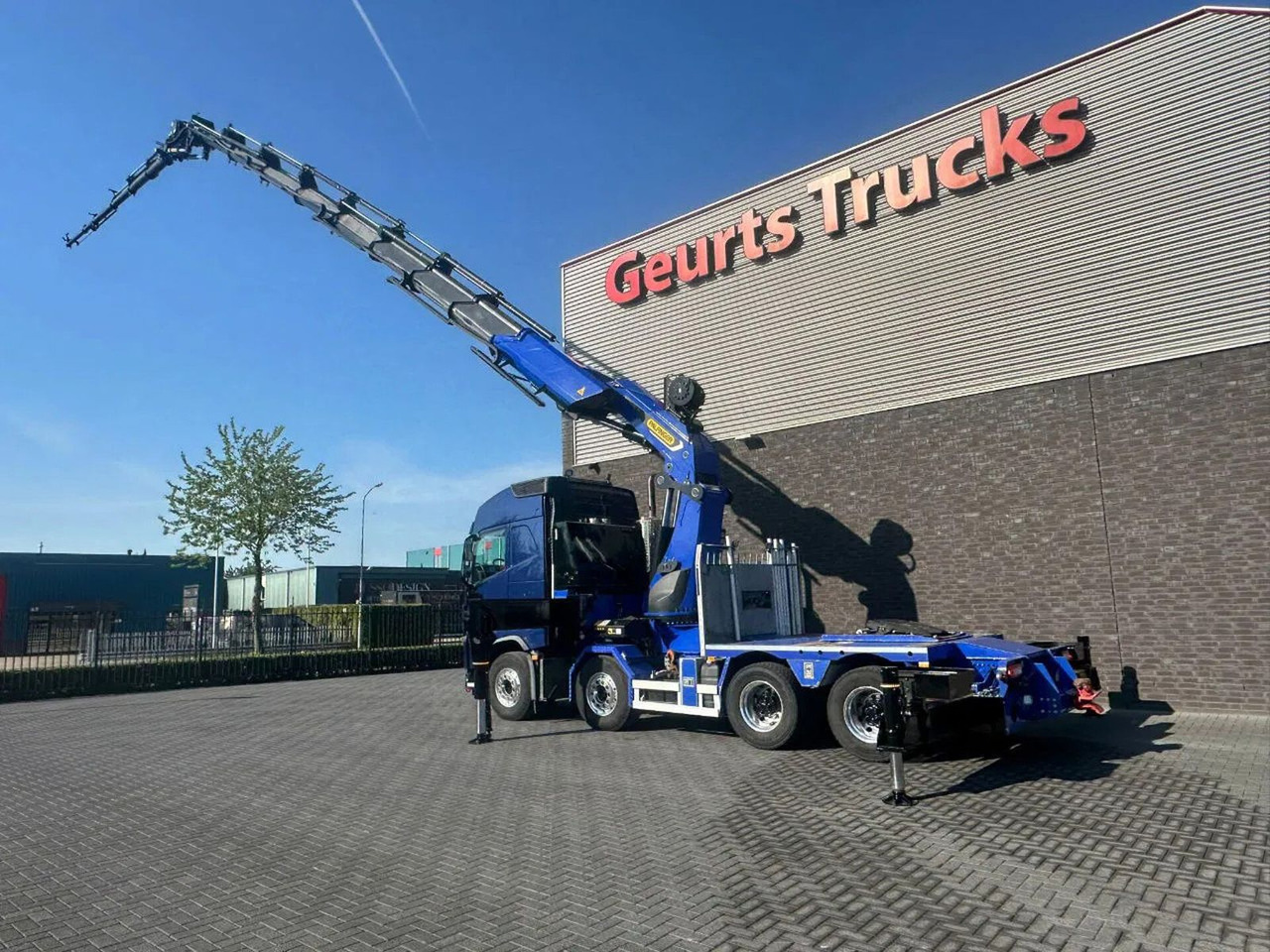Volvo FH 540 8X4 TREKKER / BAKWAGEN MET PALFINGER PK13 - Camion cu macara: Foto 4 Volvo FH 540 8X4 TREKKER / BAKWAGEN MET PALFINGER PK13 - Camion cu macara: Foto 4