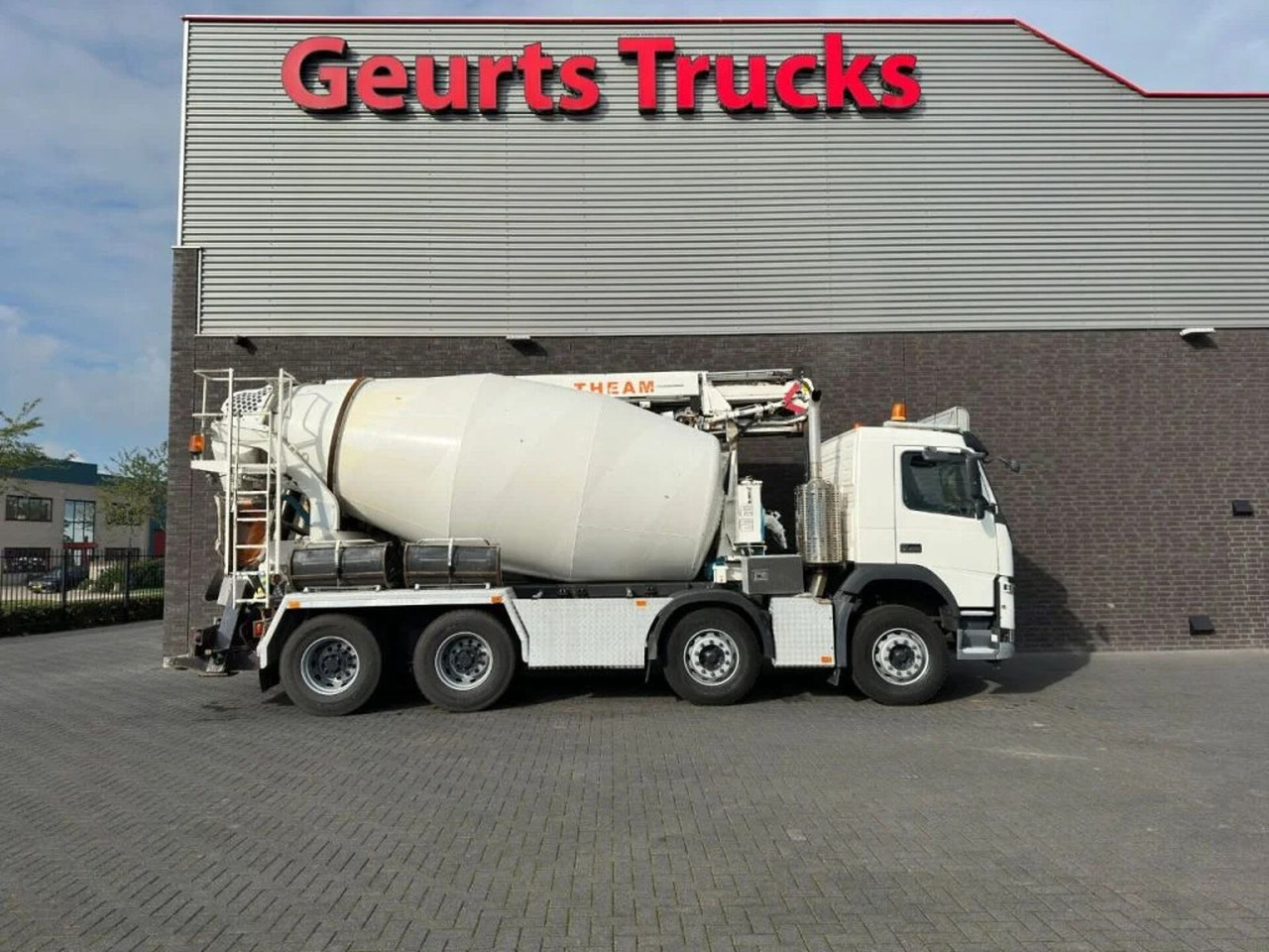 Volvo FM 410 8X4 + STETTER 9 M3 MIXER/MISCHER + THEAM - Autobetonieră: Foto 4 Volvo FM 410 8X4 + STETTER 9 M3 MIXER/MISCHER + THEAM - Autobetonieră: Foto 4