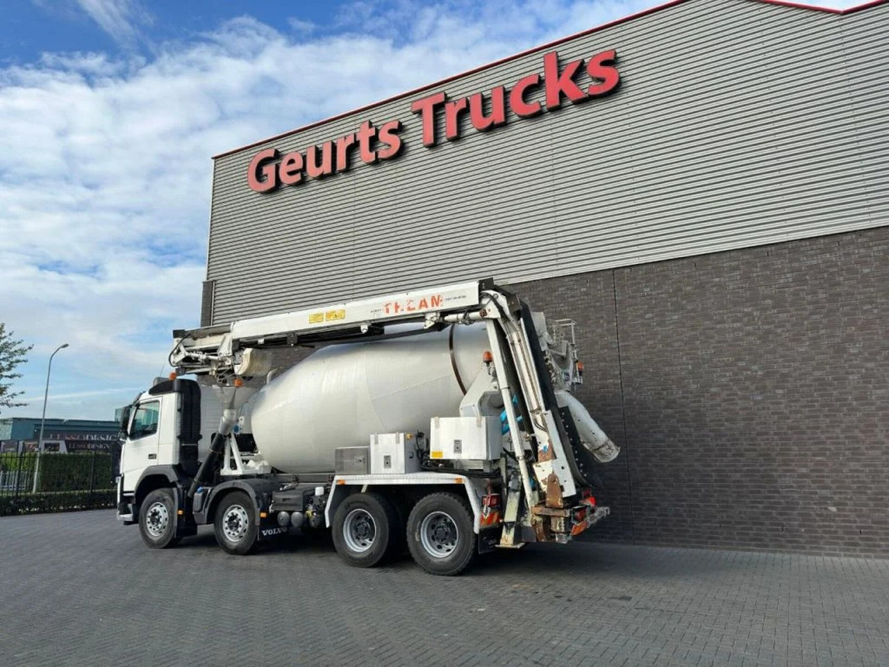 Volvo FM 410 8X4 + STETTER 9 M3 MIXER/MISCHER + THEAM - Autobetonieră: Foto 3 Volvo FM 410 8X4 + STETTER 9 M3 MIXER/MISCHER + THEAM - Autobetonieră: Foto 3