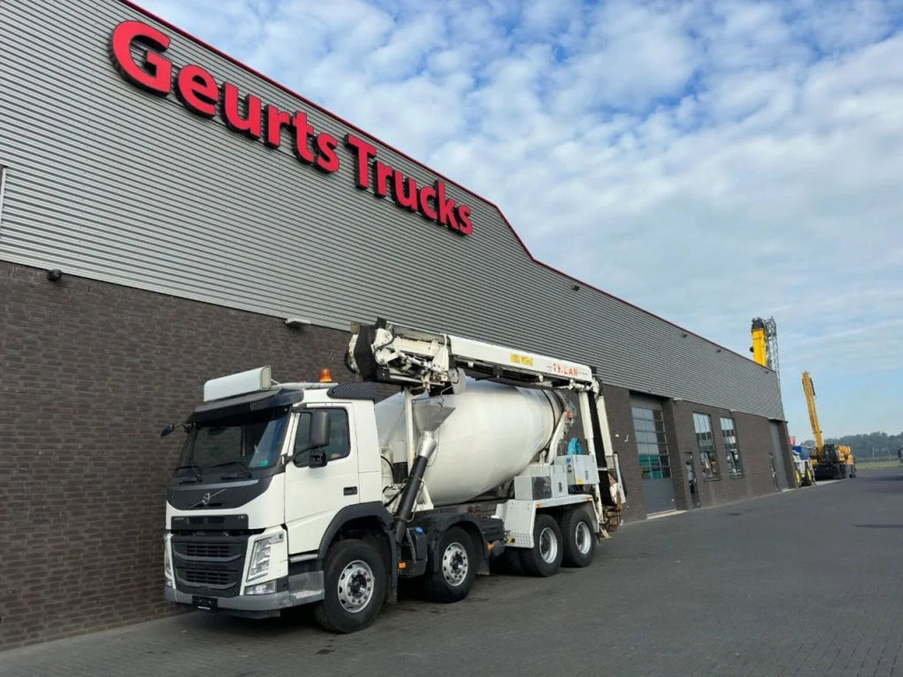 Volvo FM 410 8X4 + STETTER 9 M3 MIXER/MISCHER + THEAM - Autobetonieră: Foto 2 Volvo FM 410 8X4 + STETTER 9 M3 MIXER/MISCHER + THEAM - Autobetonieră: Foto 2
