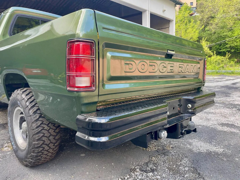 Dodge Ram 150 Custom V8 Benzine - Pick-up: Foto 4 Dodge Ram 150 Custom V8 Benzine - Pick-up: Foto 4